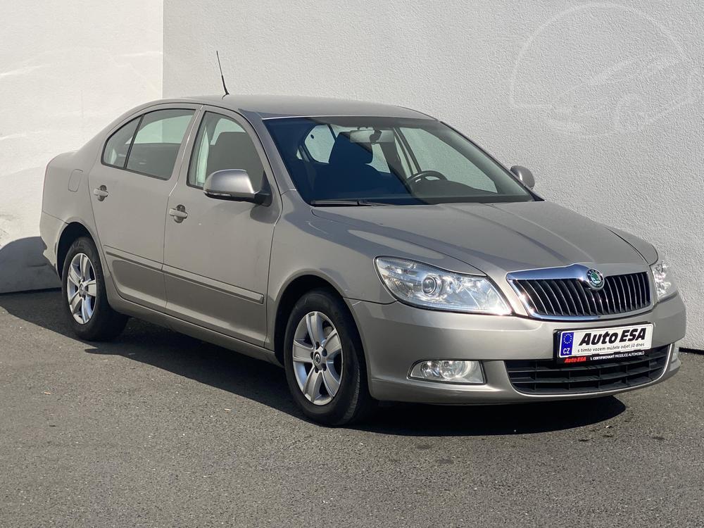 koda Octavia II 1.6 TDi, R