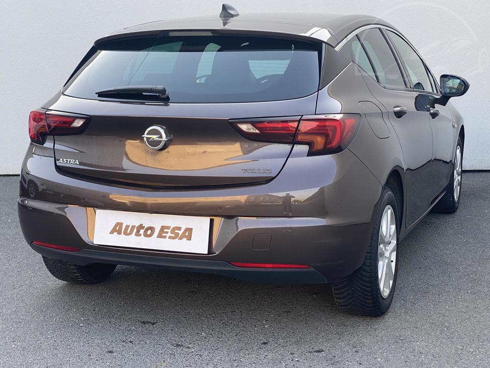 Opel Astra 1.4 T Serv.kniha