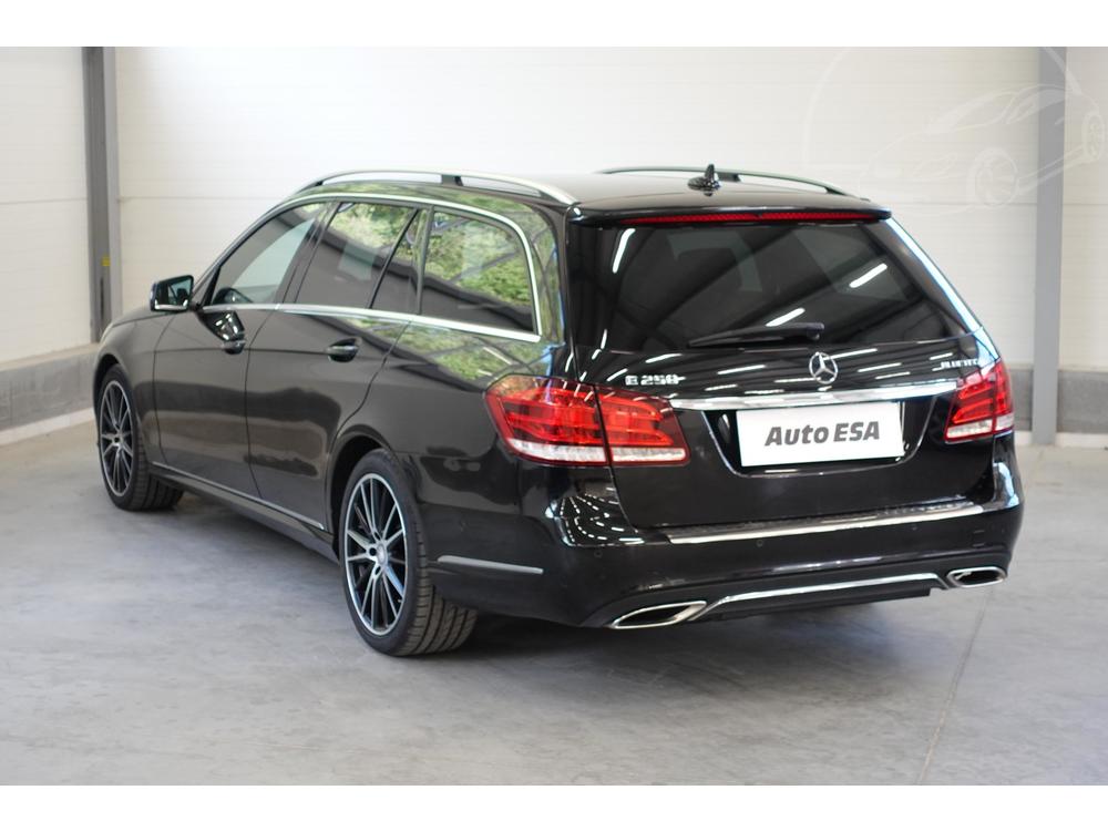 Mercedes-Benz E 2.2 CDi Serv.kniha