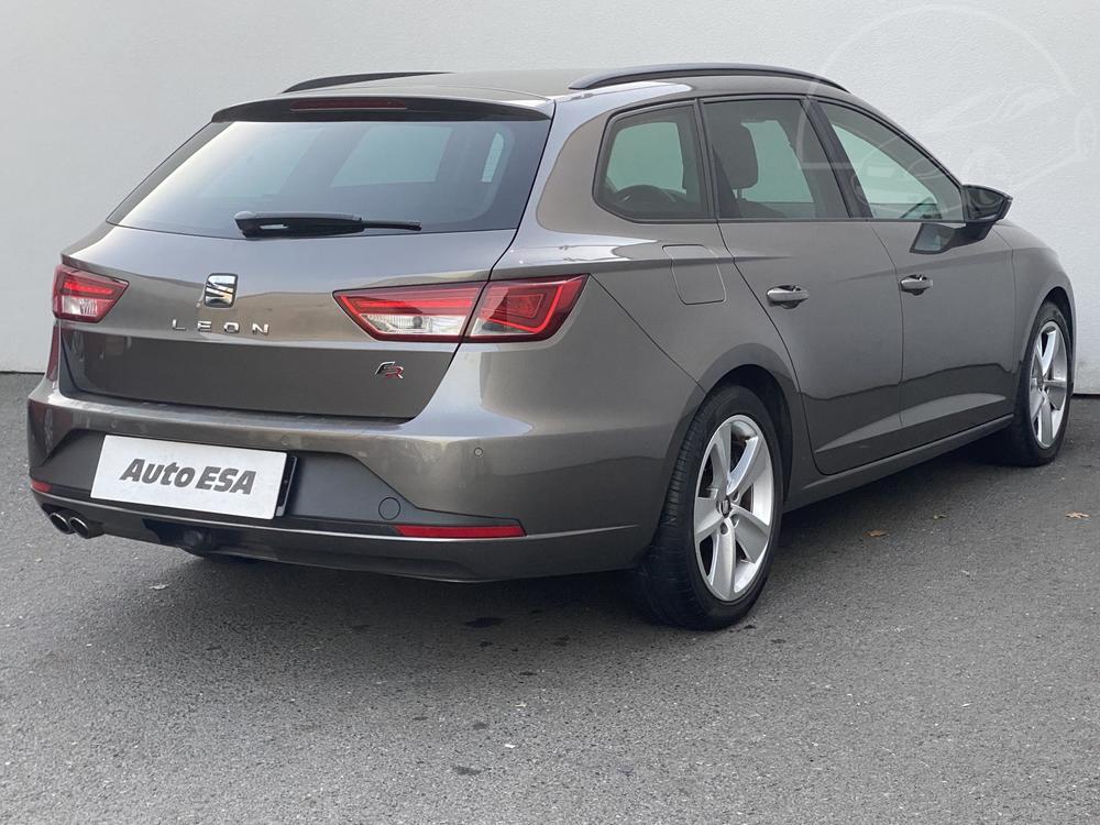 Seat Leon 2.0 TDi Serv.kniha