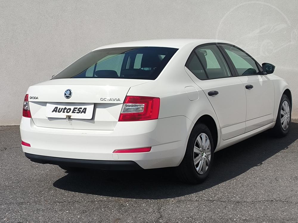 koda Octavia III 1.6 TDi 1.maj, R