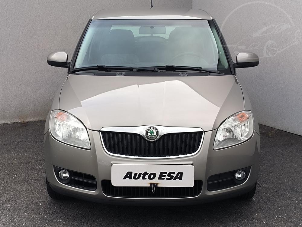 koda Fabia II 1.4 i, R