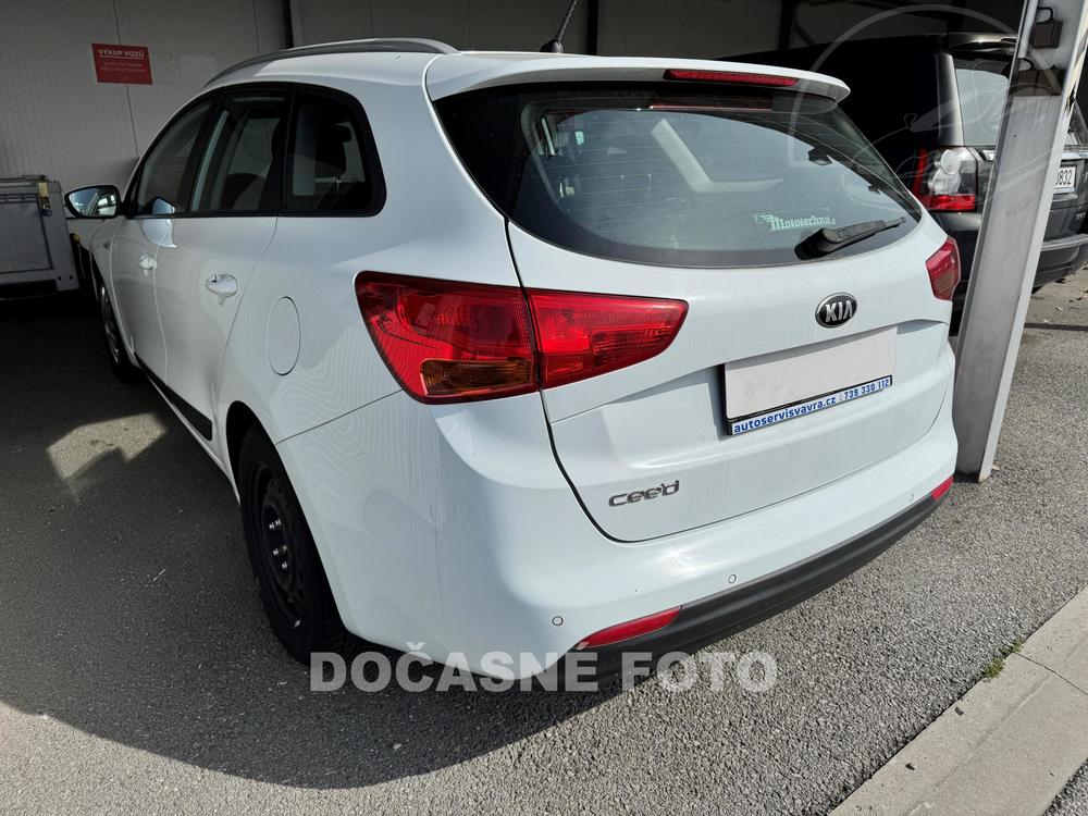 Kia Ceed 1.6 GDi, R