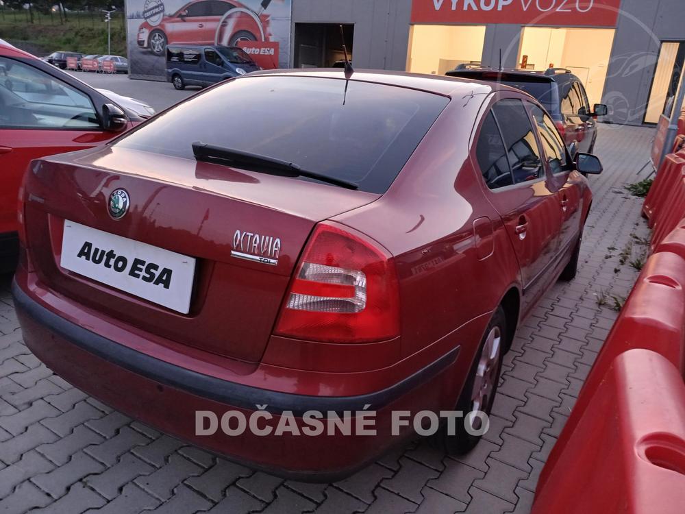 koda Octavia II 1.9 TDi, R