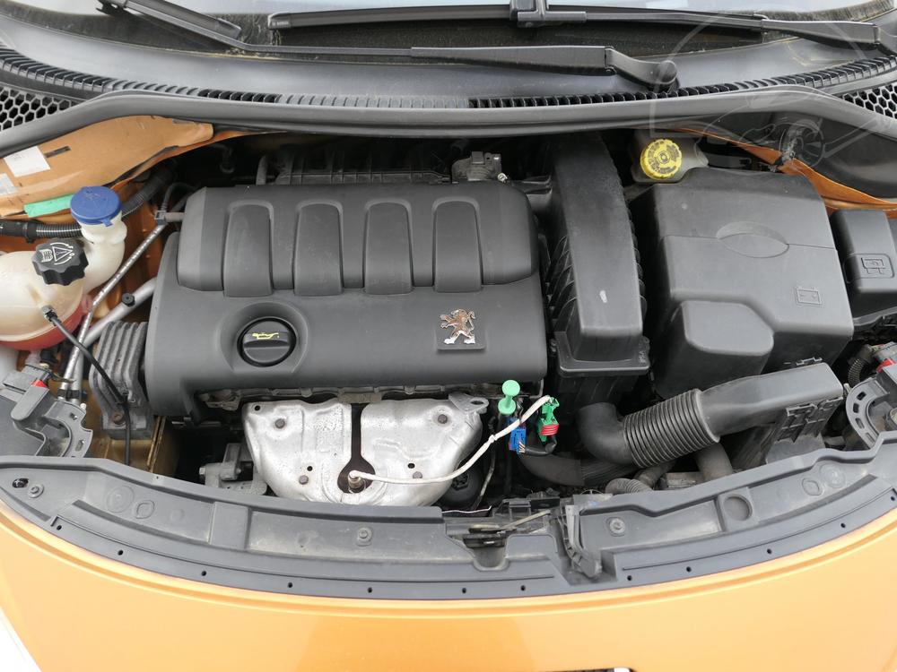 Peugeot 207 1.4 i, R
