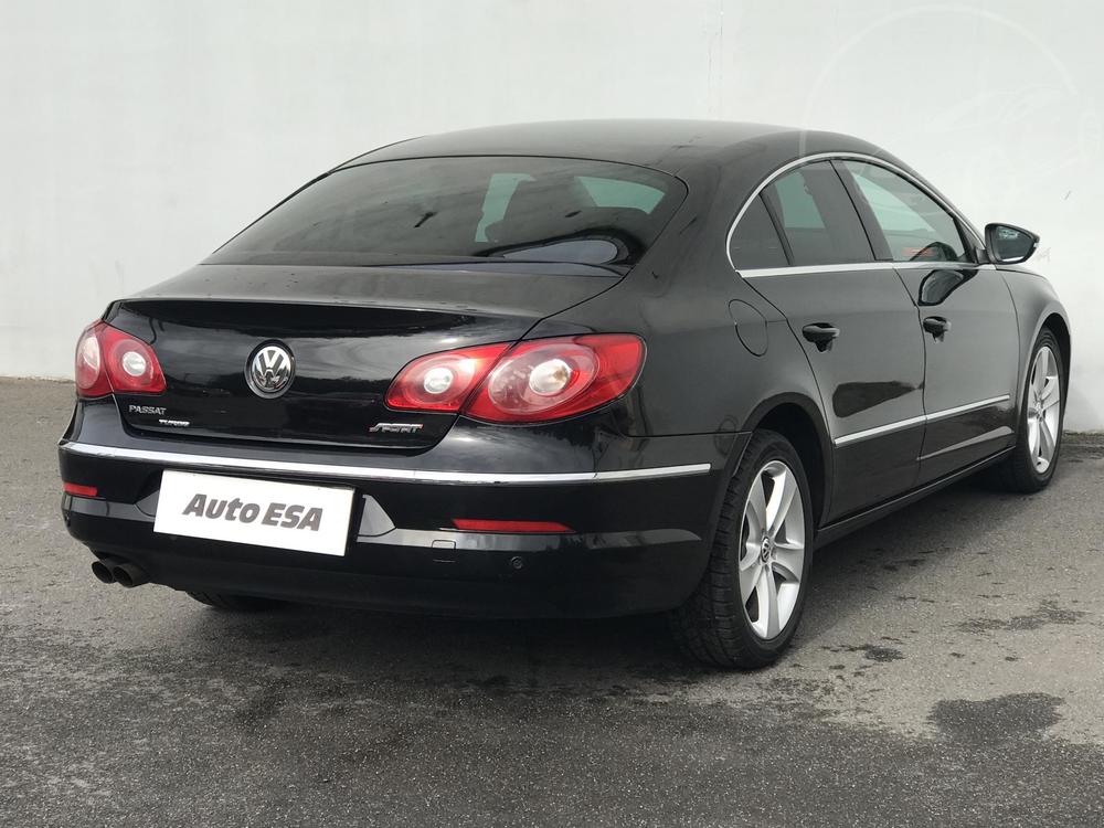 Volkswagen Passat CC 2.0 TDi, R