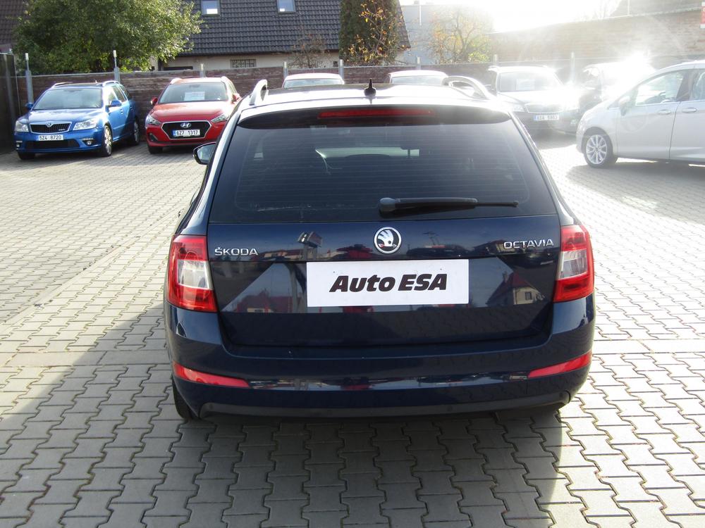 koda Octavia III 2.0 TDi Serv.kniha, R