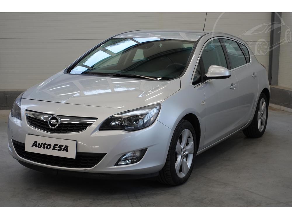 Opel Astra 1.6 i 1.maj, R