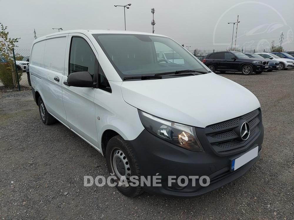 Prodm Mercedes-Benz Vito 2.2 CDi 1.maj, R