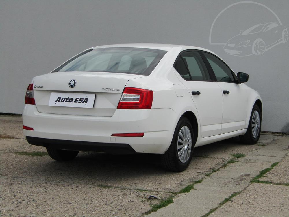 koda Octavia III 1.6 TDi 1.maj, R