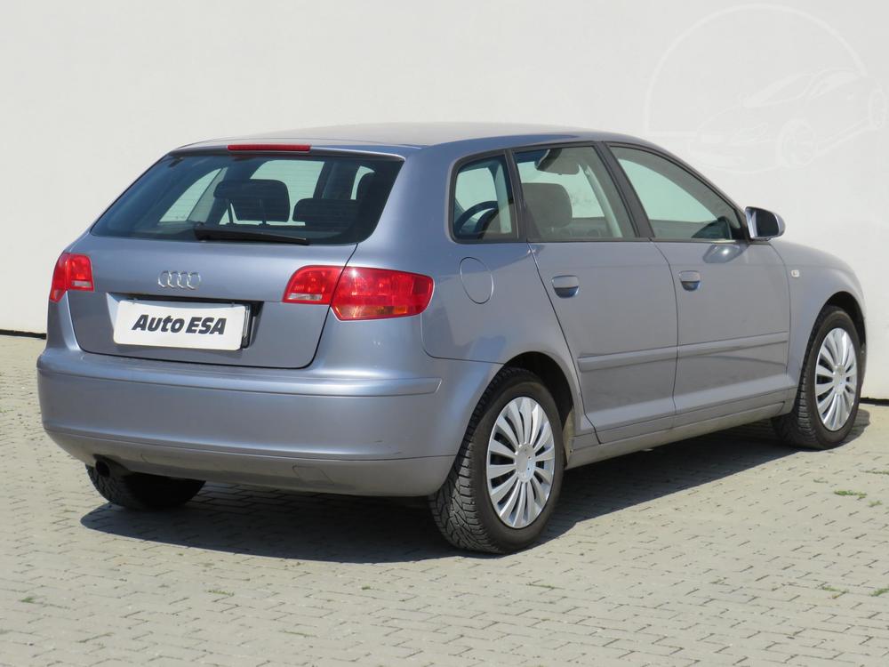 Audi A3 1.6 i