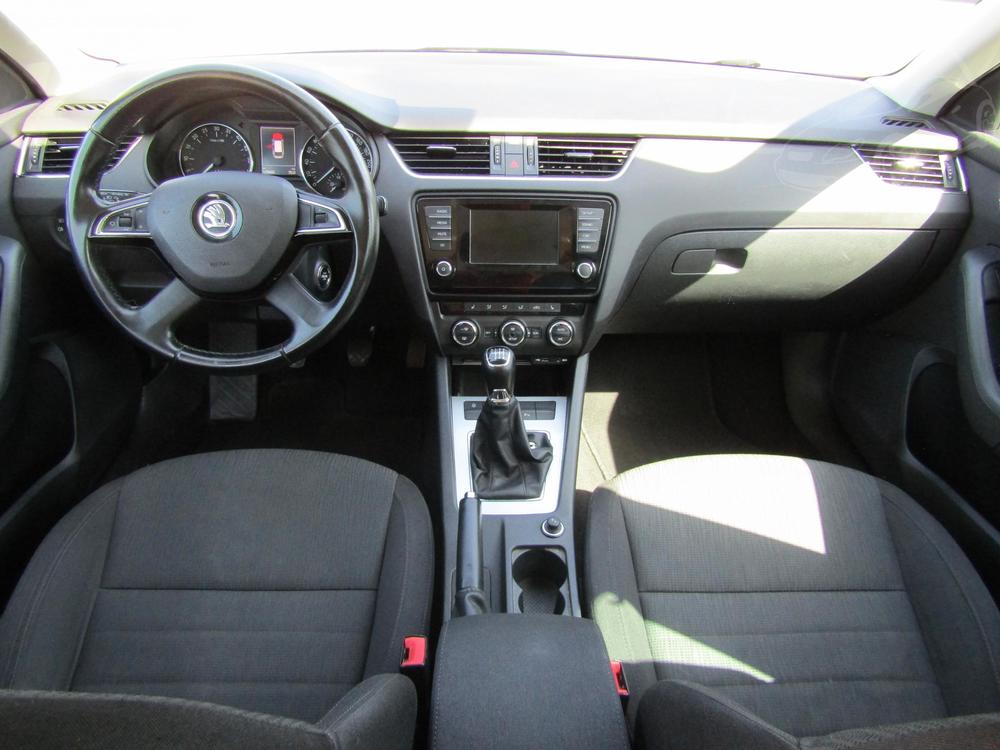 koda Octavia III 2.0 TDi, R