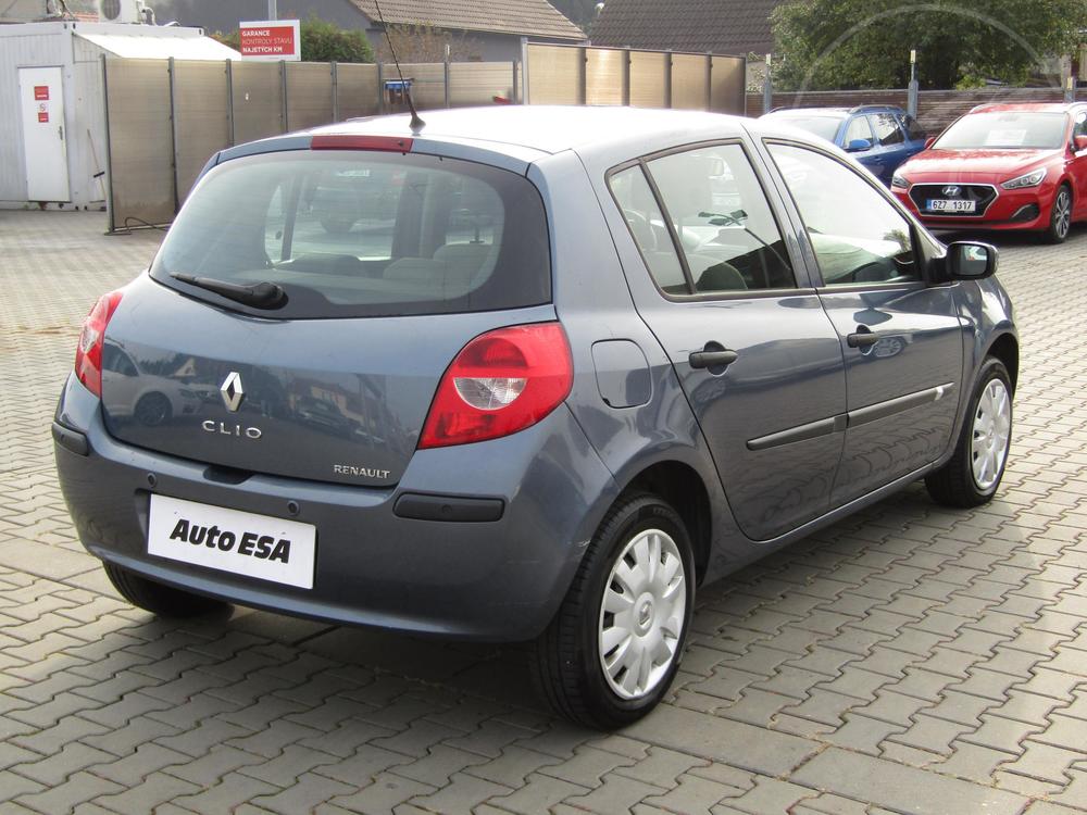 Renault Clio 1.2 i 16V