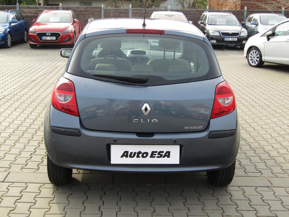 Renault Clio 1.2 i 16V