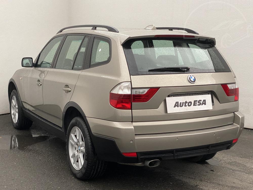 BMW X3 2.0 D Serv.kniha