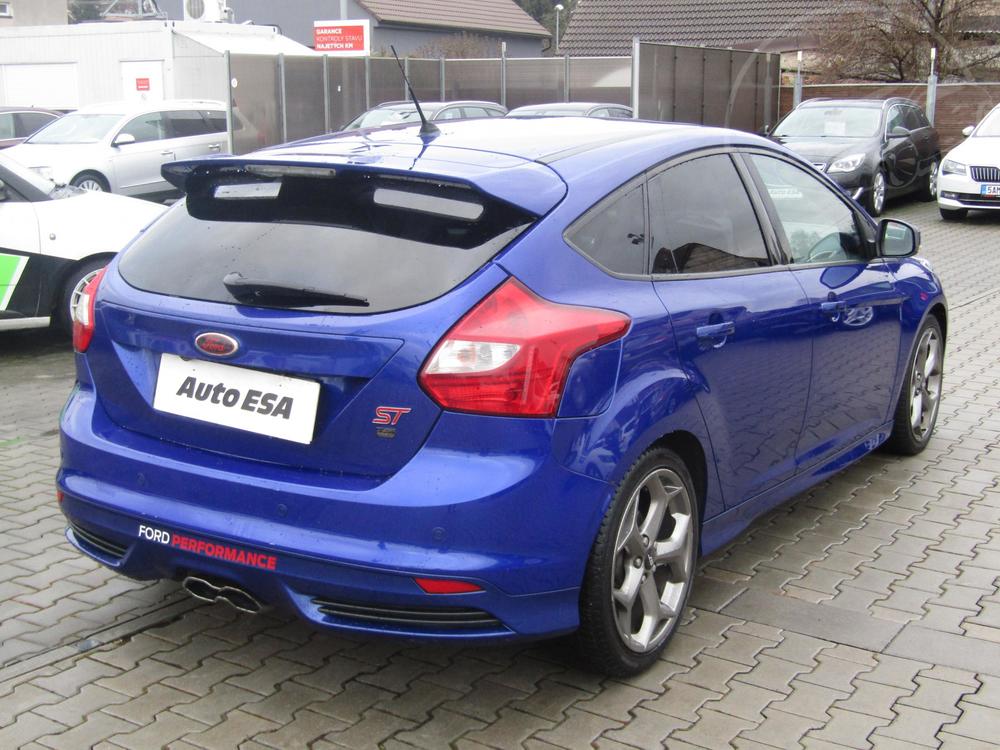 Ford Focus 2.0 ST