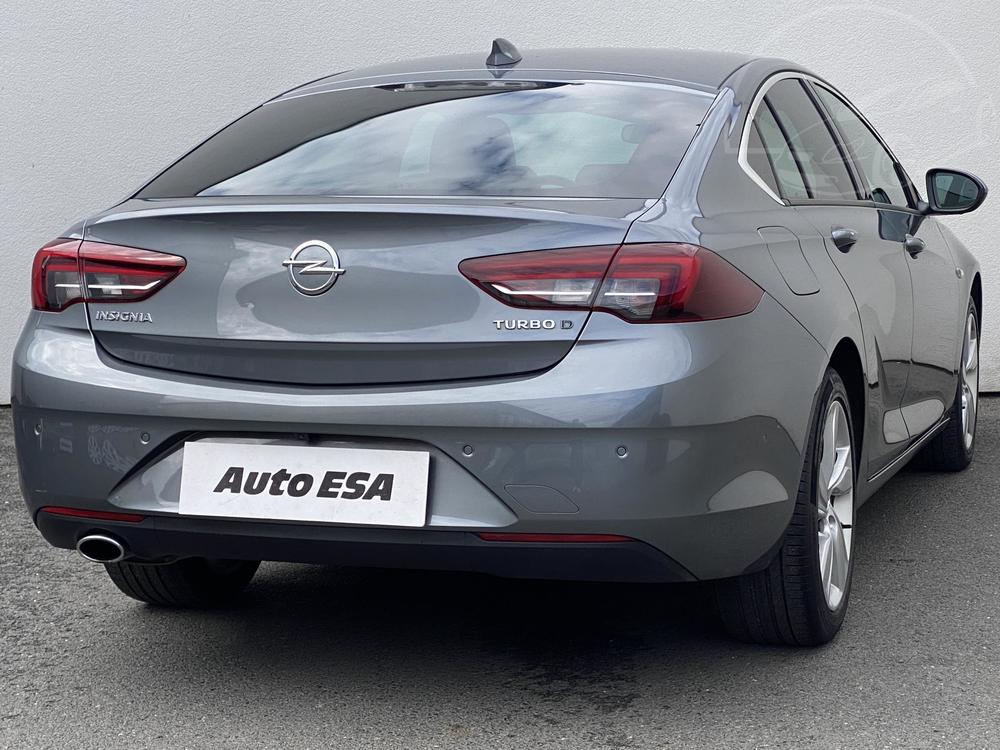 Opel Insignia 2.0 CDTi