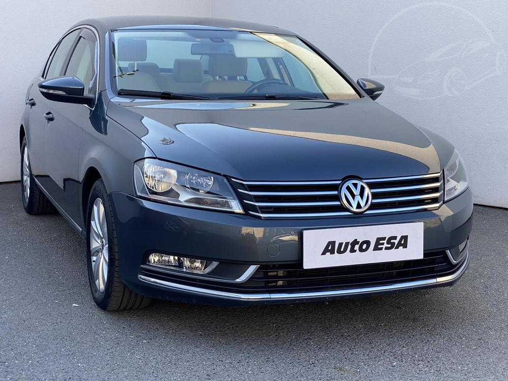 Volkswagen Passat 2.0 TSi Serv.kniha