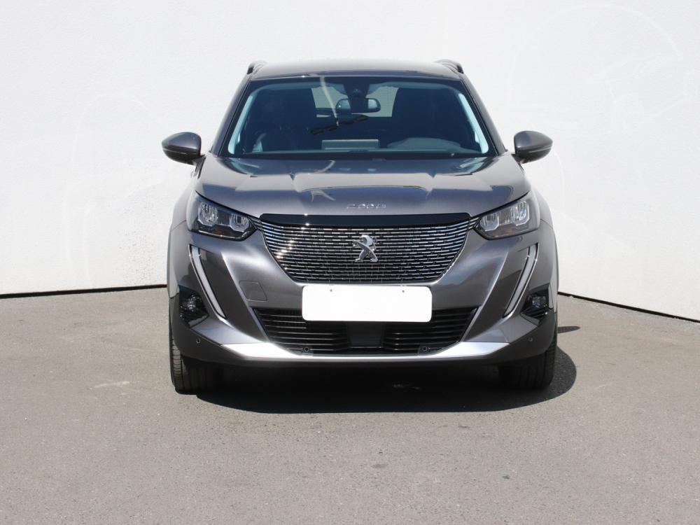 Peugeot 2008 1.2 PT 1.maj Serv.kniha, R