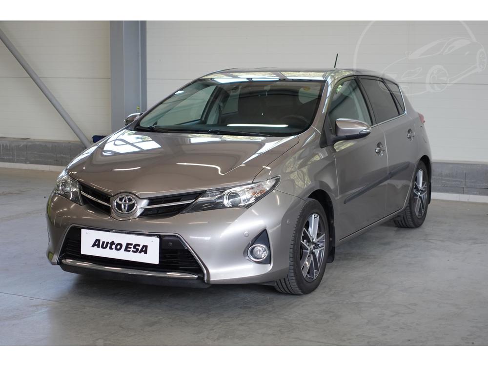 Toyota Auris 1.6 i, R