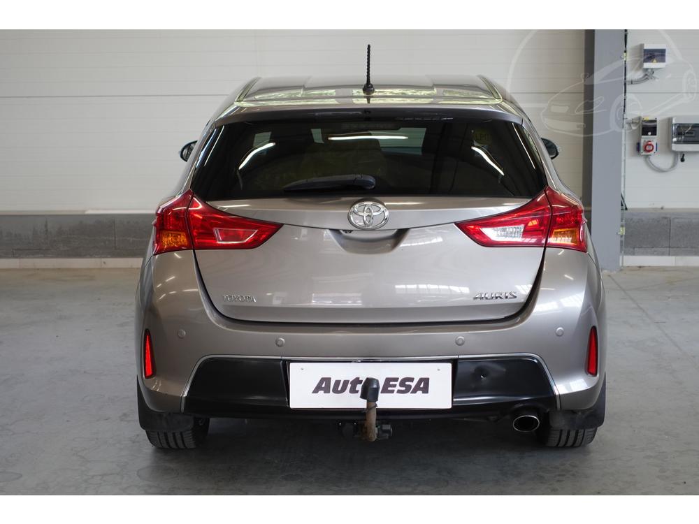 Toyota Auris 1.6 i, R