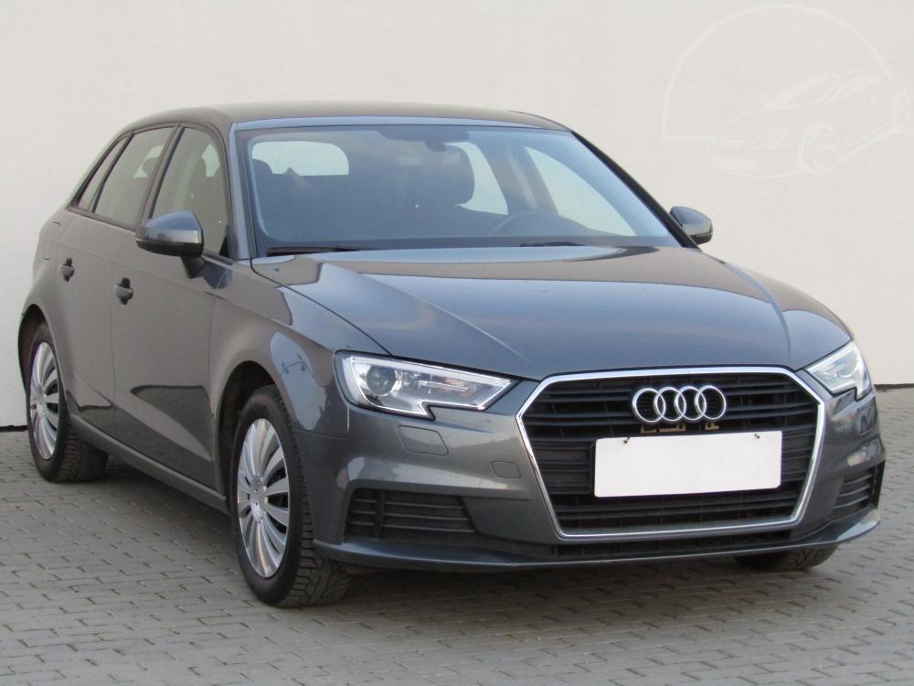 Prodm Audi A3 1.6 TDi, R