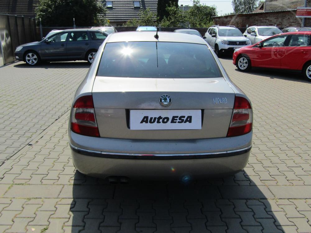 koda Superb 2.5 TDi