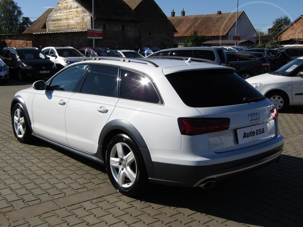 Audi A6 Allroad 3.0 TDi, R