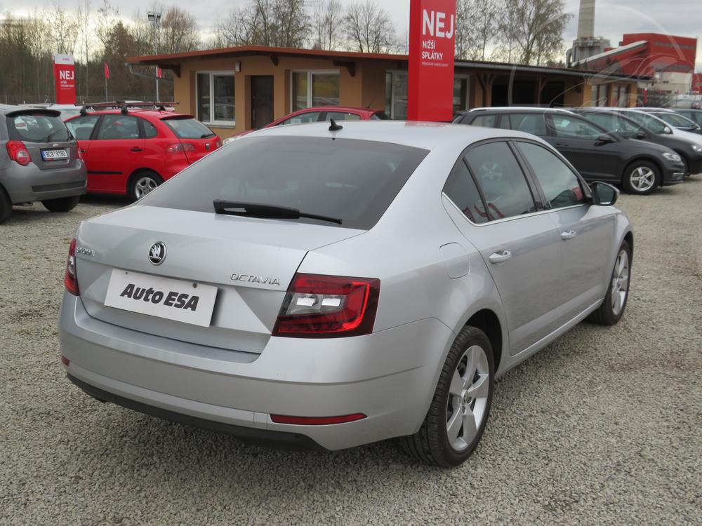 koda Octavia III 1.0 TSi, R