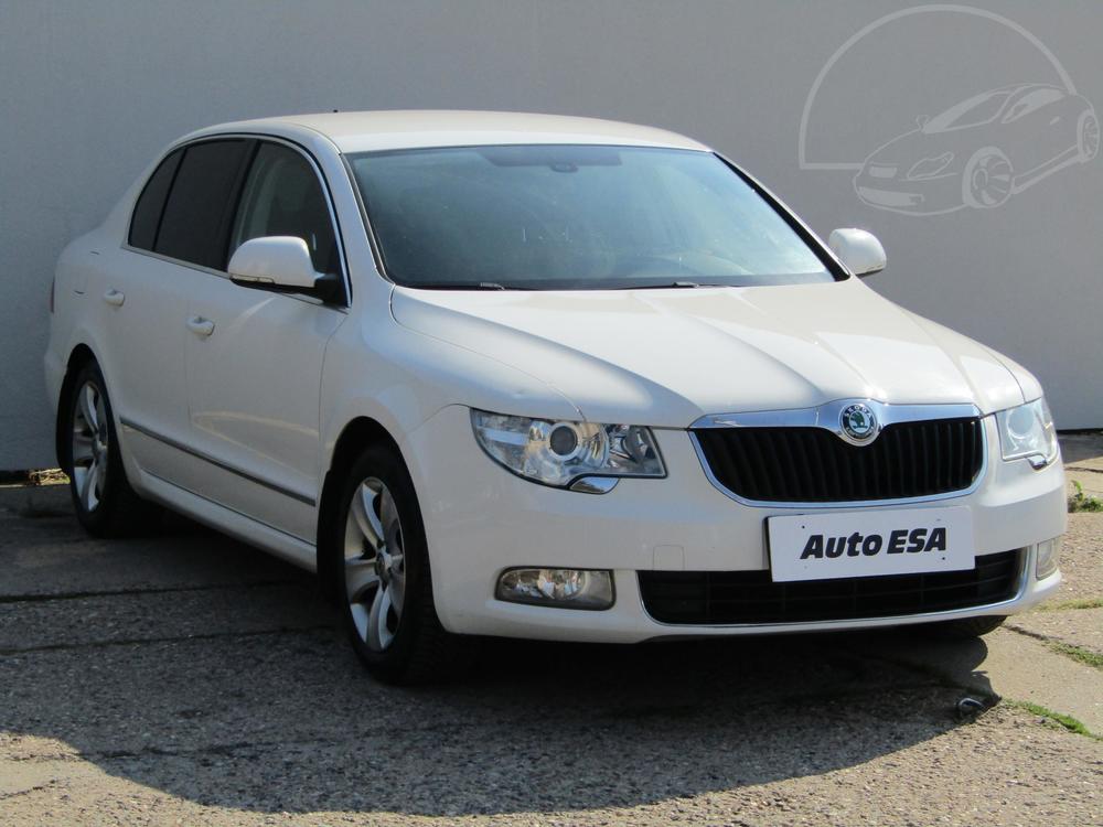 Škoda Superb II 1.6 TDi Serv.kniha