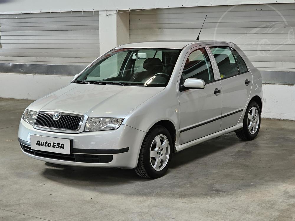 koda Fabia 1.2 i, R