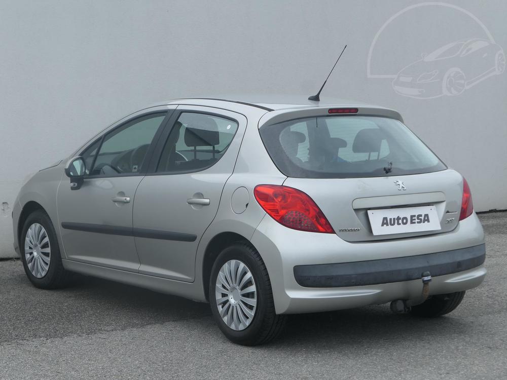 Peugeot 207 1.4 HDi 1.maj, R