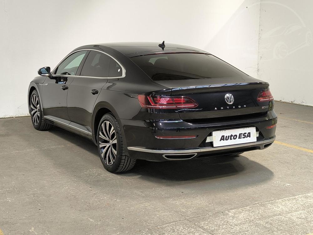 Volkswagen Arteon 2.0 TDi, R