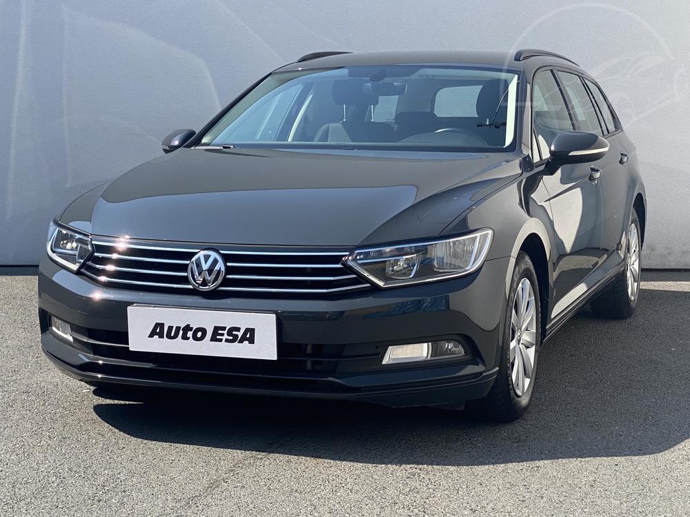 Volkswagen Passat 2.0 TDi Serv.kniha