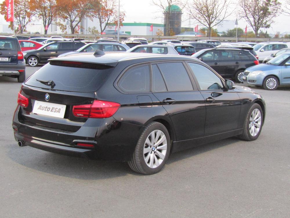 BMW 3 2.0 d, R