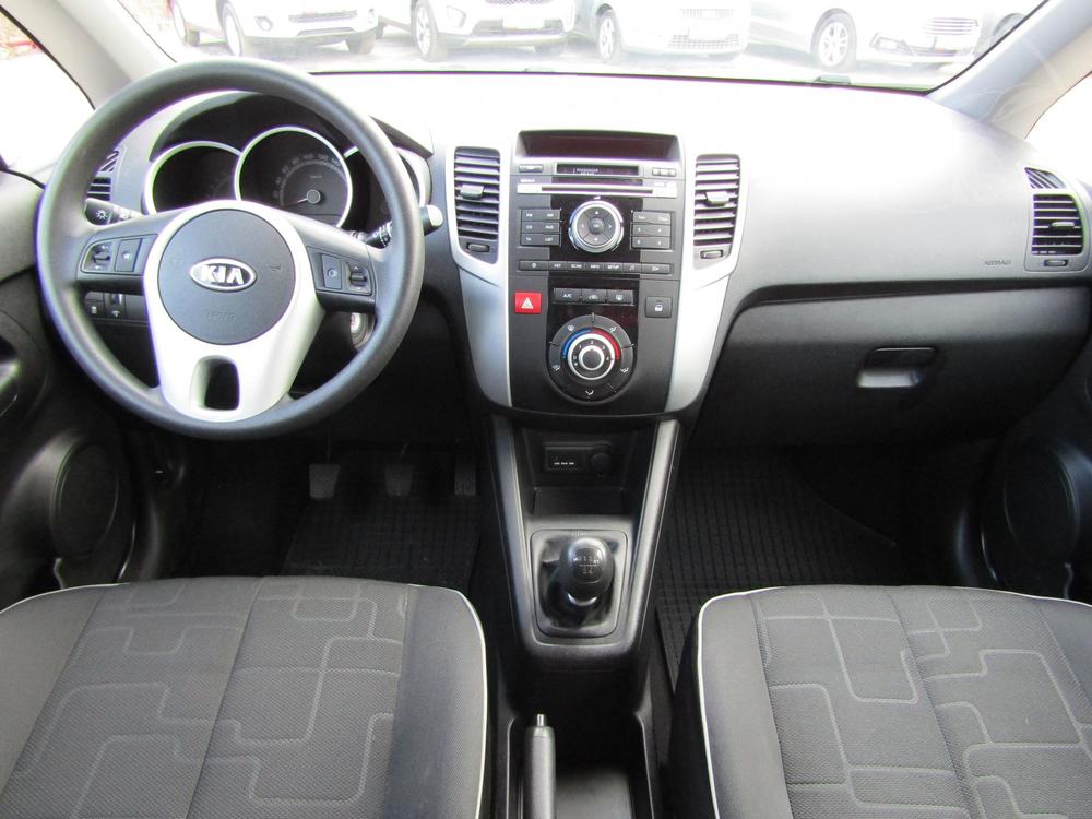 Kia Venga 1.4 CVVT Serv.kniha, R