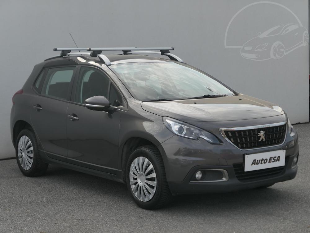 Peugeot 2008 1.2 PT, R