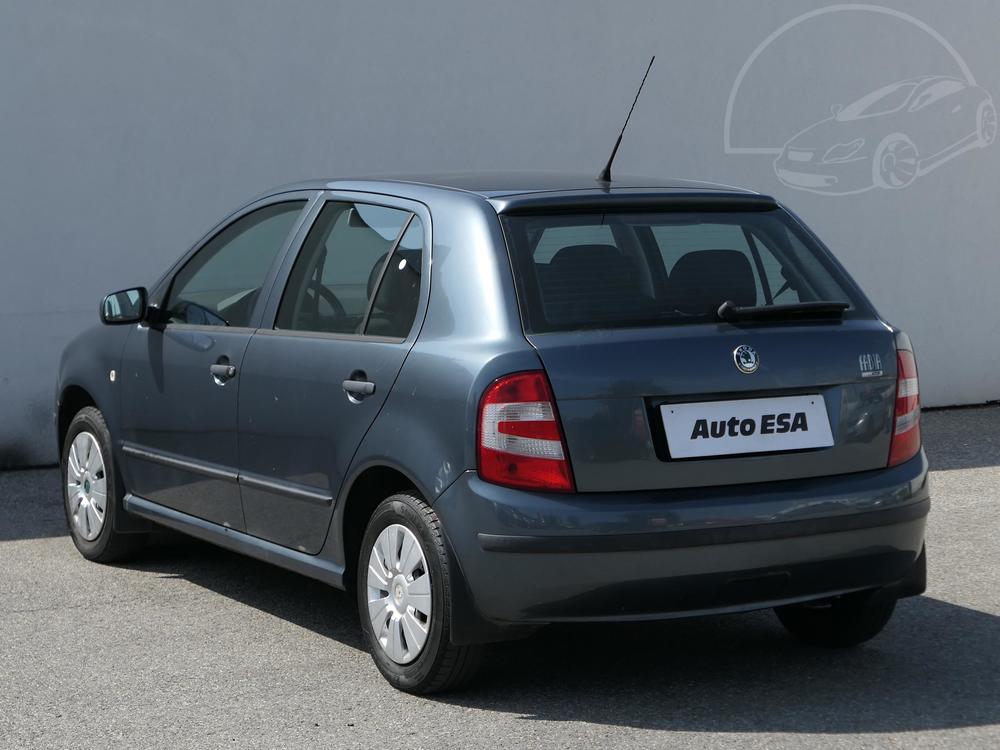 koda Fabia 1.2 i, R