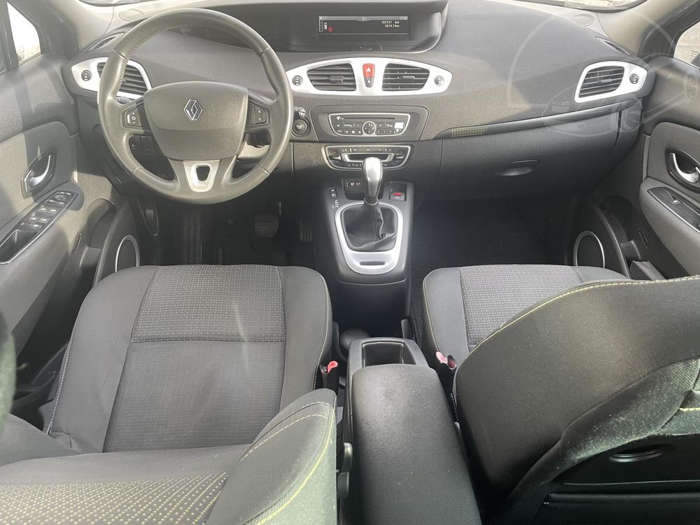 Renault Grand Scenic 2.0 i