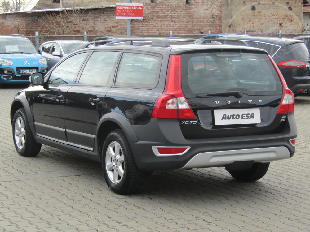 Volvo XC70 2.4 D5, R