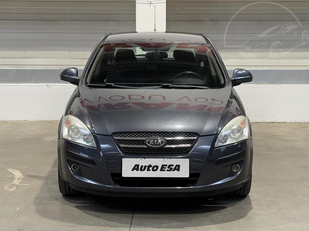 Kia Ceed 1.4 i, R