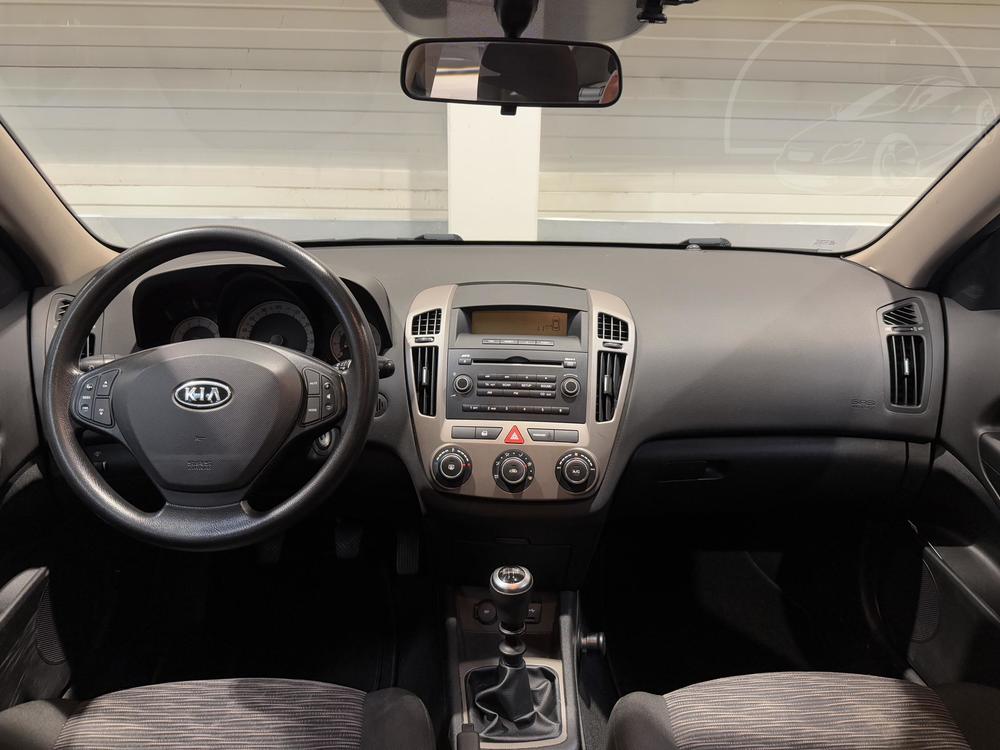 Kia Ceed 1.4 i, R