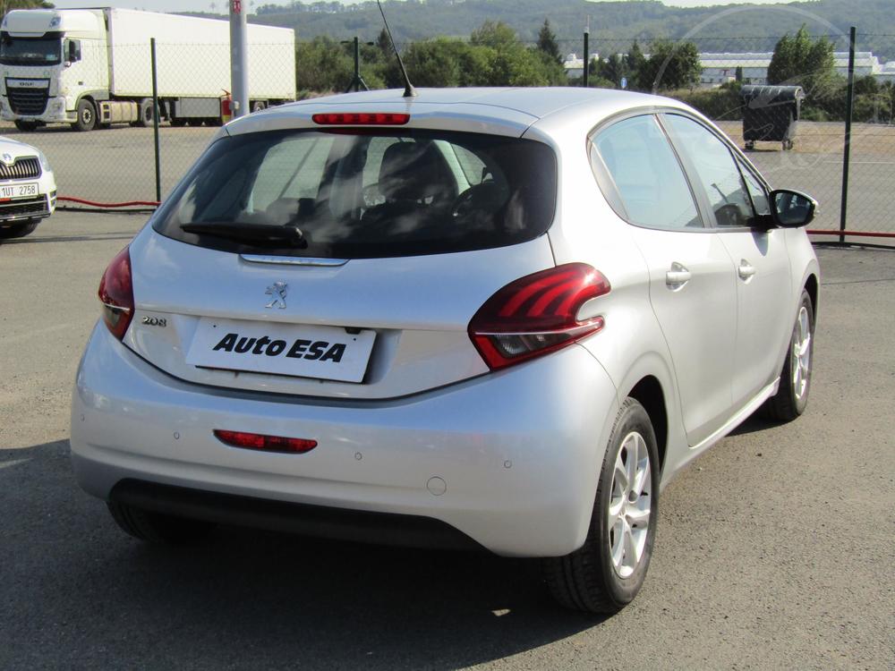 Peugeot 208 1.2 PT, R