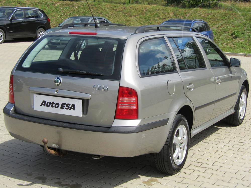 koda Octavia 1.6 i 1.maj, R