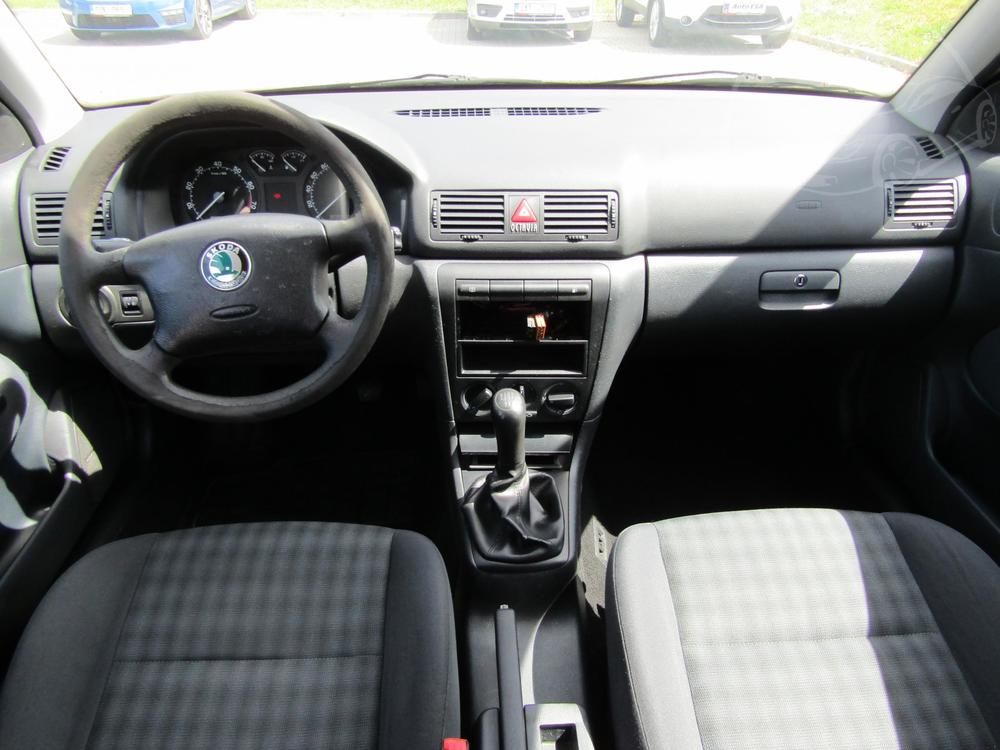 koda Octavia 1.6 i 1.maj, R