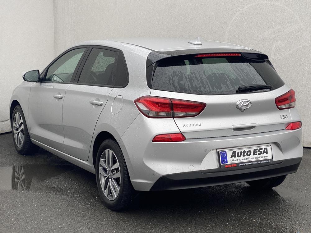 Hyundai i30 1.0 T-GDi, R