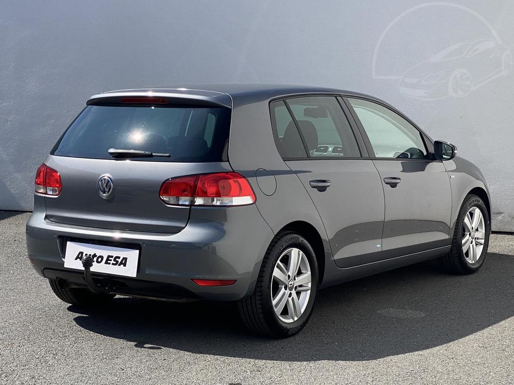 Volkswagen Golf 1.2 TSi Serv.kniha