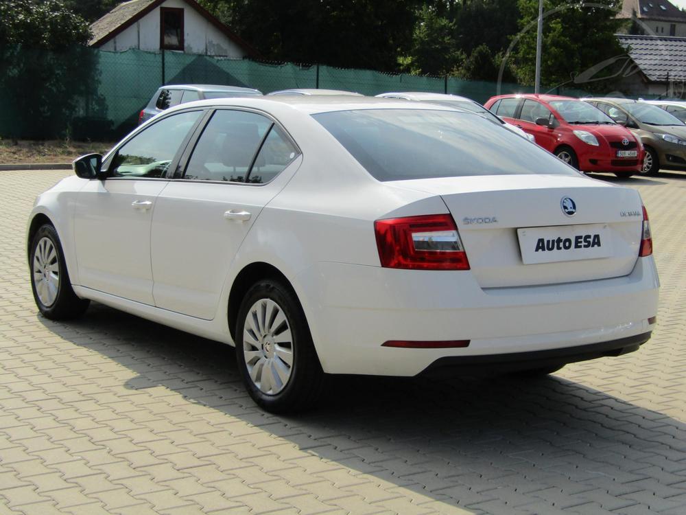 koda Octavia III 1.6 TDi, R