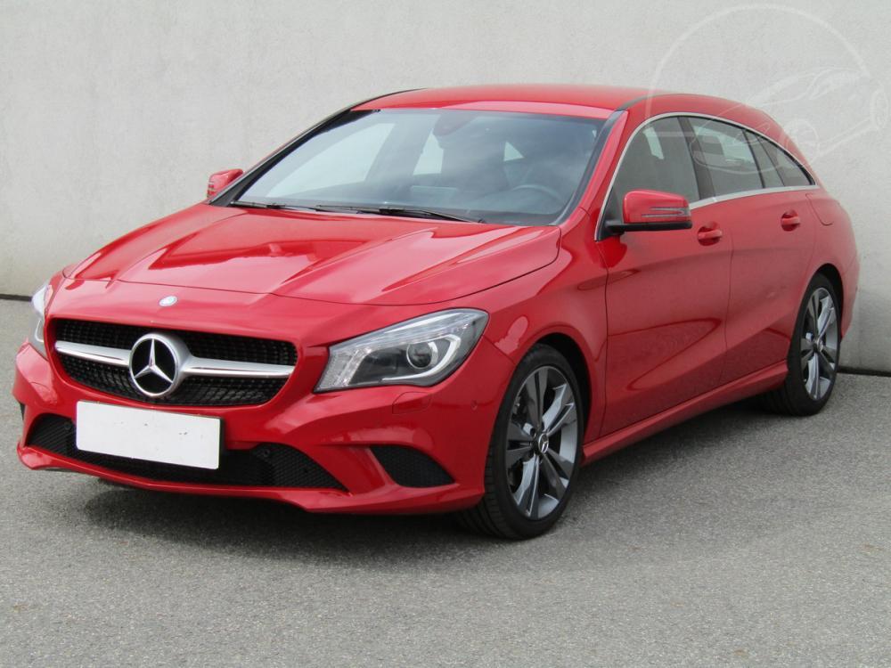 Mercedes-Benz CLA 1.6 i Serv.kniha, R