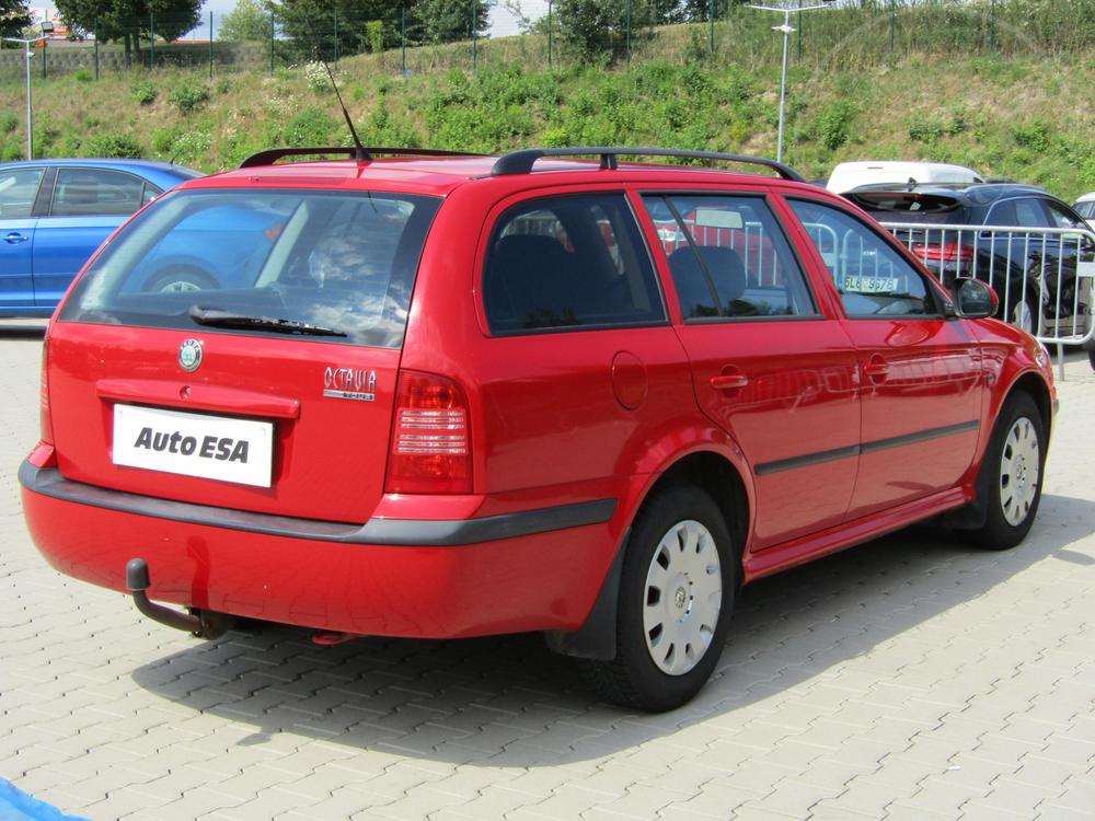 koda Octavia 1.6, R